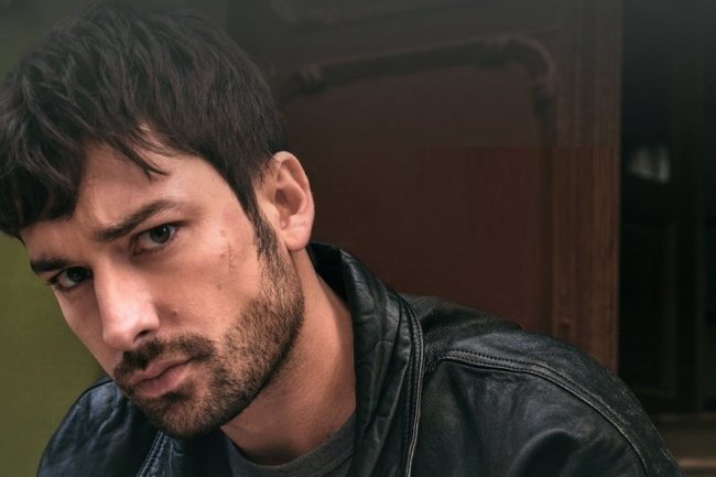 Alp Navruz i serija Yurek Cikmazi dobijaju pohvale!