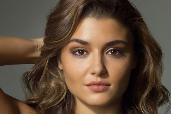 Velika očekivanja od nove serije Hande Ercel, Icimdeki Yabanci / Stranac u meni!