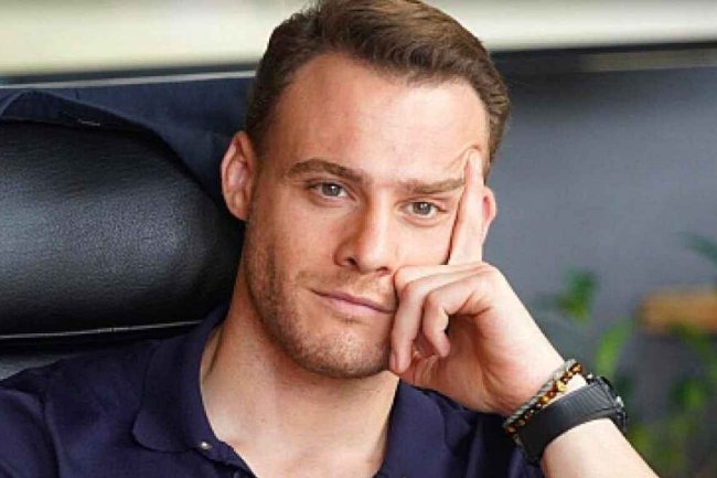 Kerem Bursin u dve nove serije i filmu