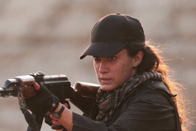 Hande Dogandemir najavila dva iznenadjenja za svoje fanove