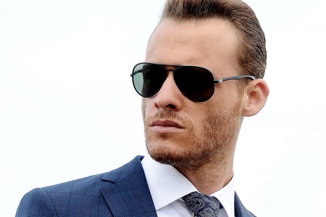 Kerem Bursin poslao emotivnu i snažnu poruku (VIDEO)