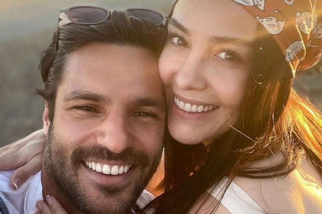 Serkan Cayoglu i Ozge Gurel su ponosni na njihove fanove!