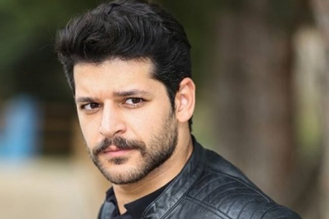 Emre Kivilcim kao Mehmet od večeras u seriji Veda Mektubu / Oproštajno pismo