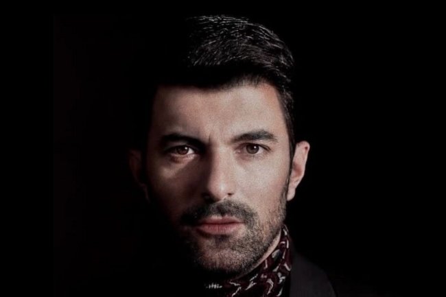 Kratko i jasno, Engin Akyurek = Harizma!