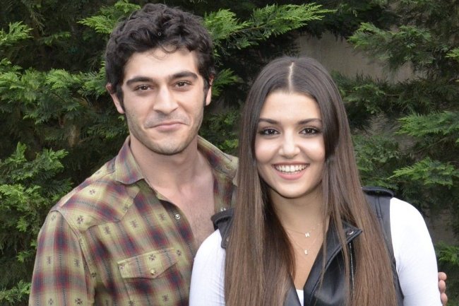 Kada će početi nova serija Hande Ercel i Buraka Deniza?!