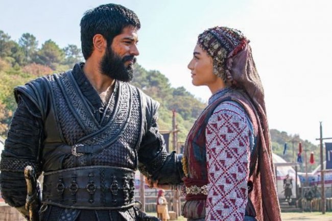 Ozge Torer - Svidja mi se hrabrost Bale Hatun!