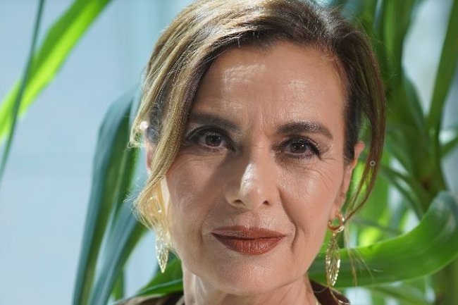 Lik Hatice Aslan će zadavati glavobolje liku Kerema Bursina u seriji Ya Cok Seversen