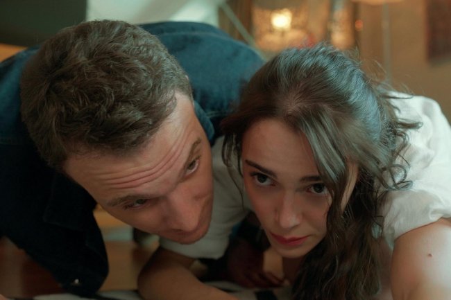 Objavljena nova najava turske serije Ya Cok Seversen / Ako voliš previše