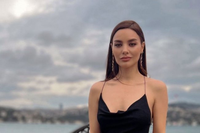 Hazal Filiz Kucukkose prihvata duh sredine u kojoj se nalazi