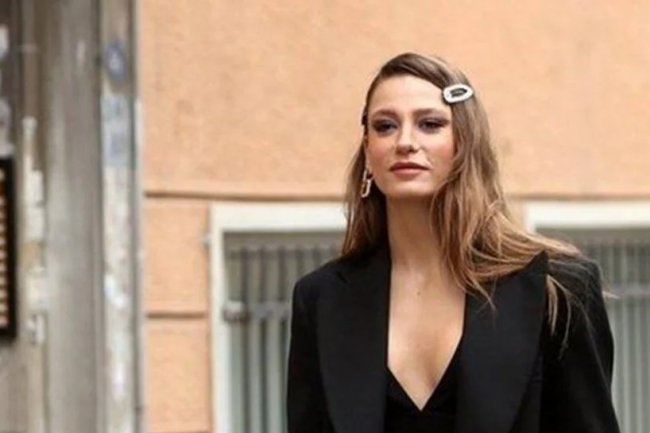 Serenay Sarikaya - Devin mi je inspiracija!