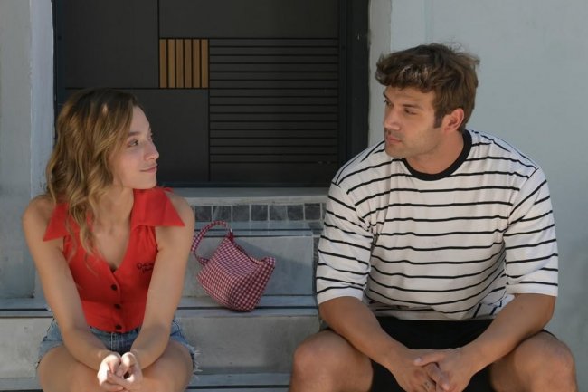 Dobre vesti za seriju Donence / Tropi