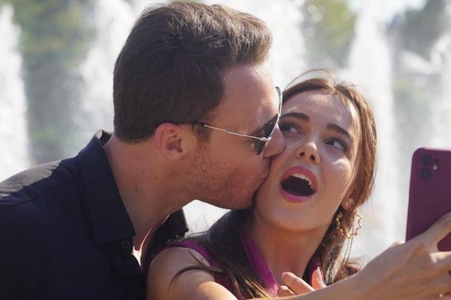 Kerem Bursin pun hvale za Hafsanur Sancaktutan