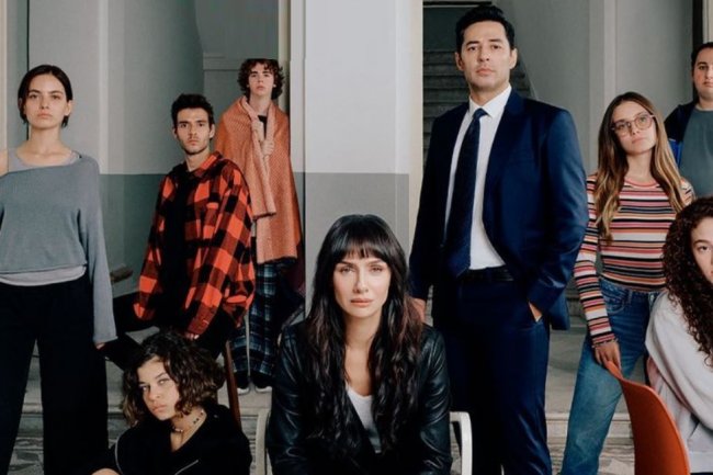 Serija Bir Derdim Var / Imam problem ističe problem adolescenata