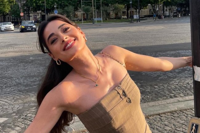 Da li će Simay Barlas postati nova zvezda turskih serija?!