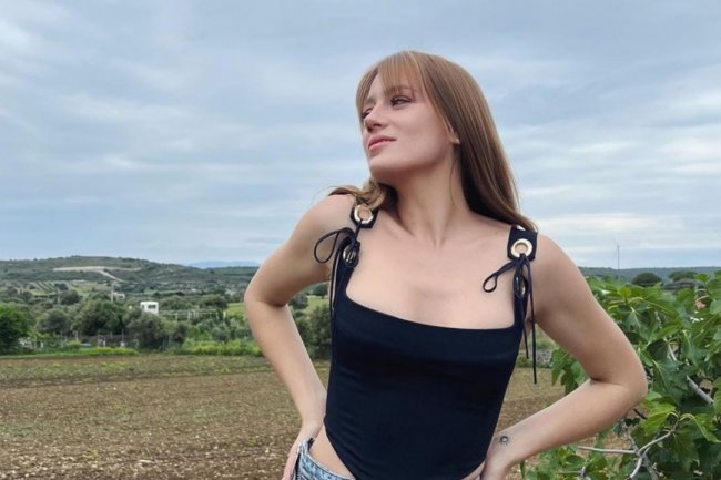 Gizem Karaca se posle tri godine vratila na TV ekrane