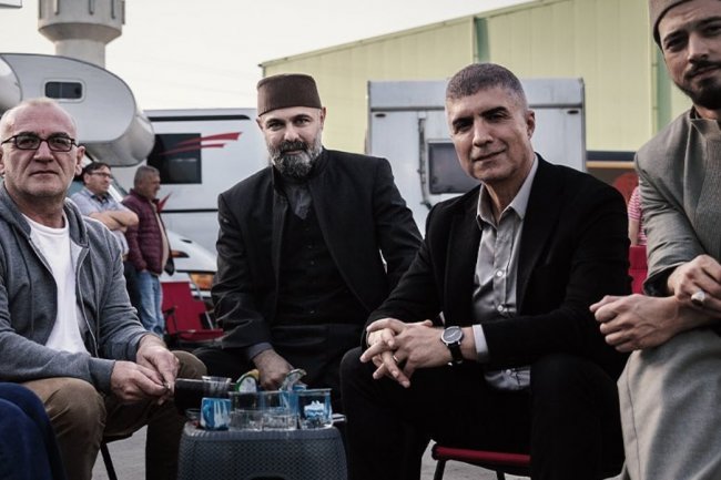 Kizil Goncalar | Crveni pupoljci se približava dvocifrenim ocenama rejtinga!