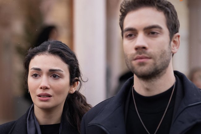 Ozge Yagiz i Burak Berkay Akgul plene svojom harmonijom!