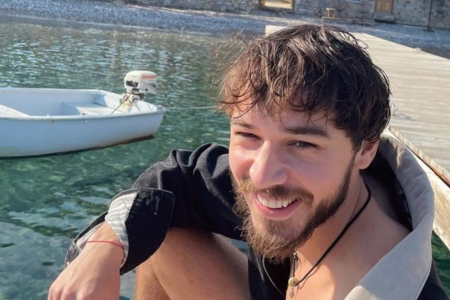 Onur Bay kao Bulent u seriji Kirli Sepeti | Korpa za veš