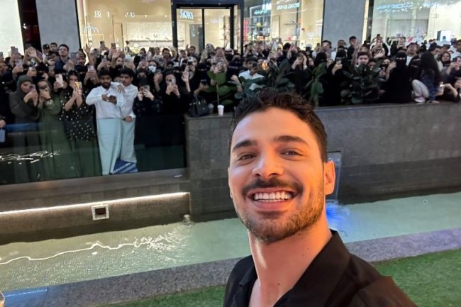 Halit Ozgur Sari postaje sve popularniji širom sveta