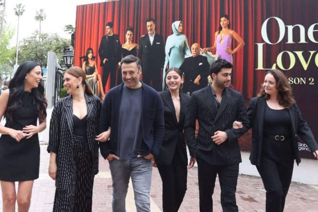 Serija Kizilcik Serbeti je veoma tražena na sajmu u Kanu!