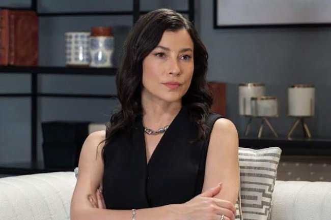 Priznanje Alev donosi nove zaplete u seriji Kizilcik Serbeti | Šerbet od brusnice!