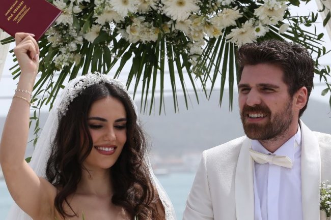 Srećan kraj serije Uc Kiz Kardes | Tri sestre