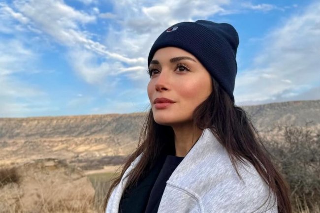 Ozge Yagiz - Uspon do slave