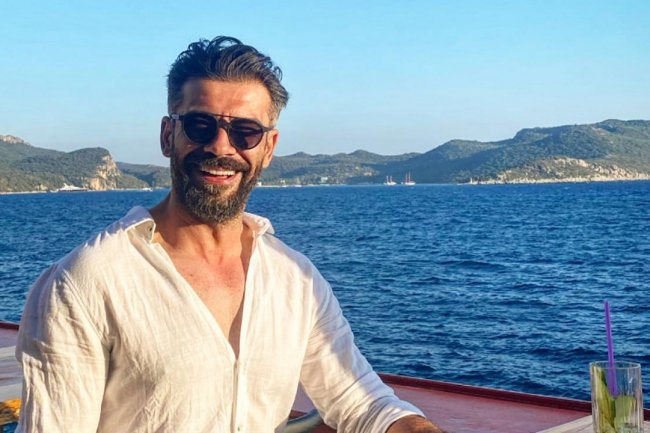 Ruzgar Aksoy - talentovan glumac čija karijera obuhvata različite žanrove i formate