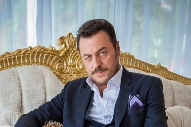 Yetkin Dikinciler je nagradjivani turski glumac