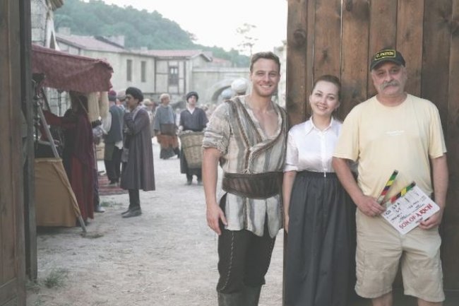 Kerem Bursin i Melis Sezen počeli snimanje zajedničkog projekta