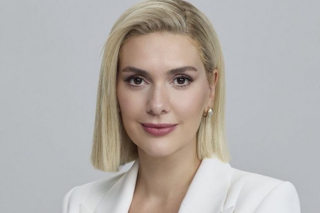 Ko će biti partner Berguzar Korel u novoj seriji?!