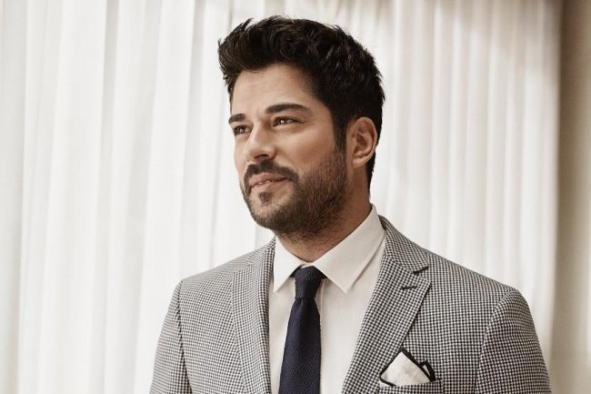 Burak Ozcivit – koliko zarađuje i u šta sve investira?!