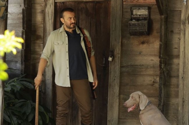 Ali Atay u seriji Anonim