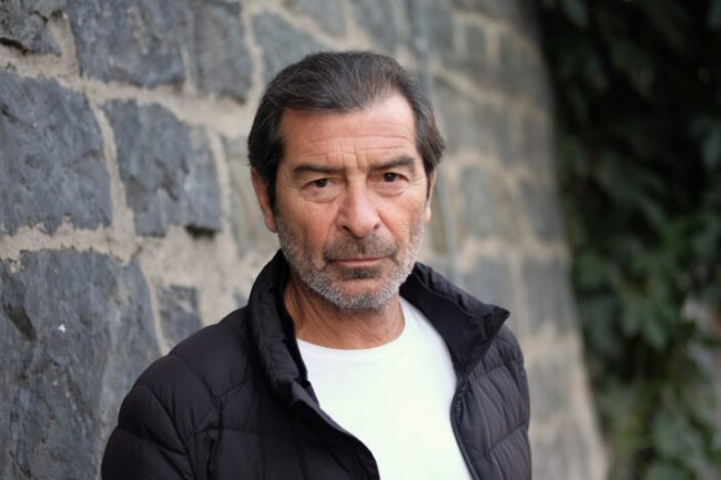 Ugur Polat se u nedelju vraća na TV ekrane serijom Deha | Genije
