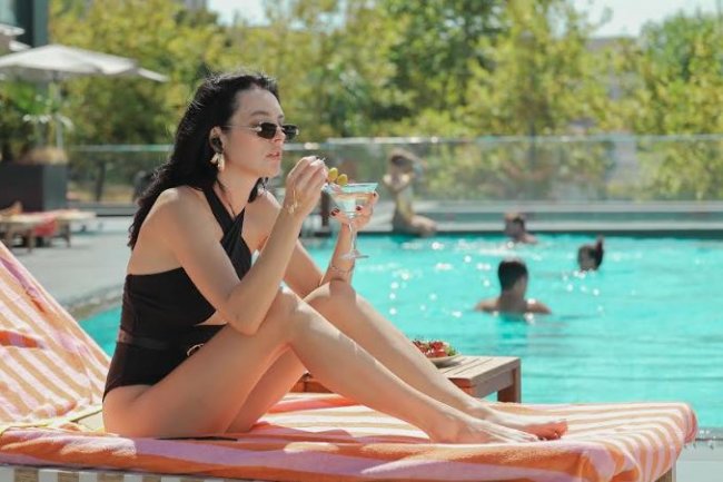 Melis Sezen kao Imra u seriji Deha | Genije