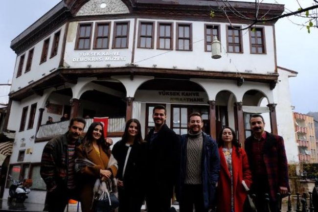 Guverner Tokata Abdullah Koklu i gradonačelnik Kemal Yazicioglu posetili su set serije Gonul Dagi!