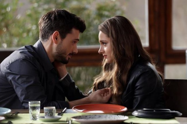 Šta nas čeka u epizodi 46 serije Hudutsuz Sevda | Bezgranična ljubav?!