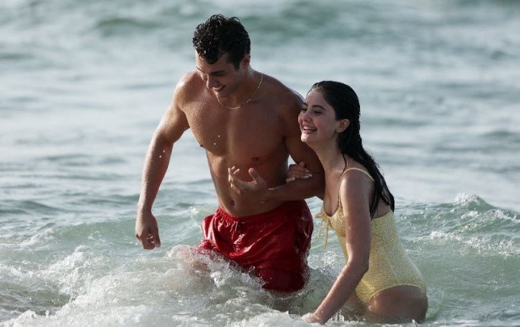 Helin Kandemir i Onur Seyit Yaran u projektu Askin Yuzu