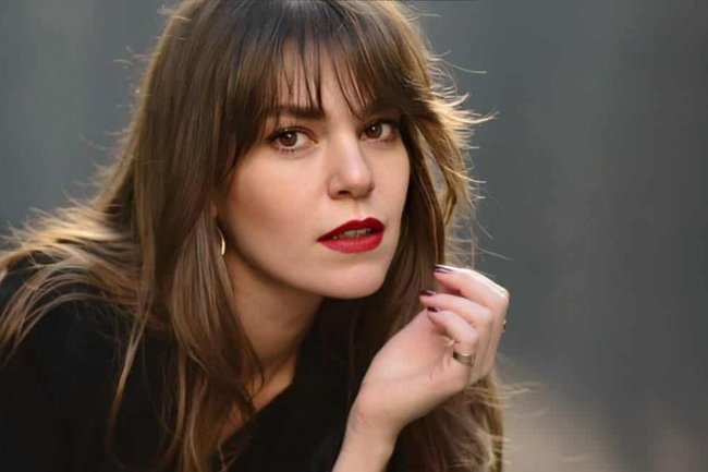 Asli Enver umesto Burcu Biricik u seriji Ayna | Ogledalo