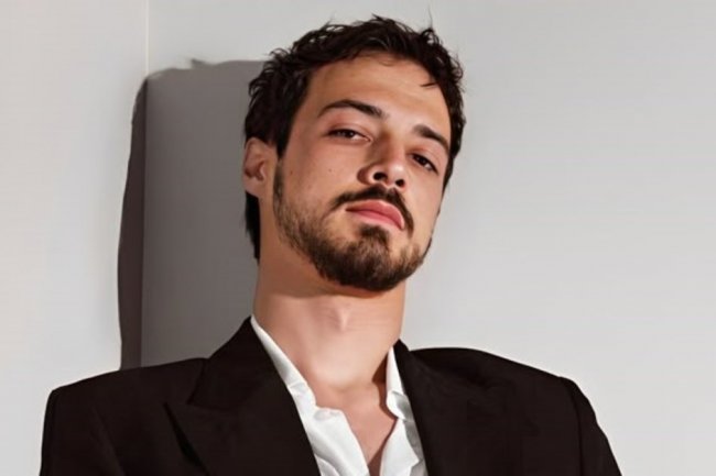 Mert Yazicioglu: „Između analognog sećanja i digitalnog vremena“