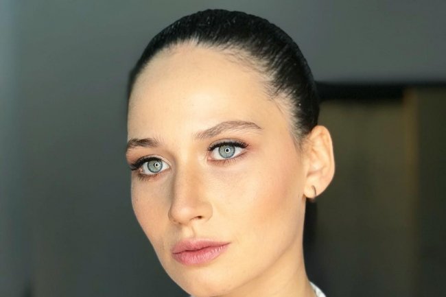 Glumica Ilayda Cevik ulazi u seriju Halef Koklerin Cagrisi | Naslednik: Zov korena kao misteriozna Hidžran