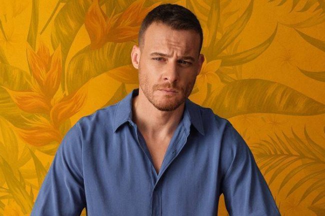 Kerem Bursin kao Aras u seriji Carpinti: „Ne razumem zašto smo toliko opsednuti pitanjem godina“