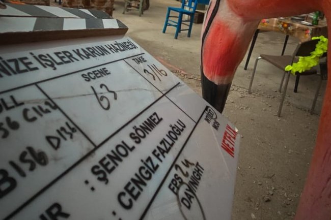 Završeno snimanje serije Organizacijski poslovi, Inci Taneleri | Biserne perle uskoro ulaze u treću sezonu