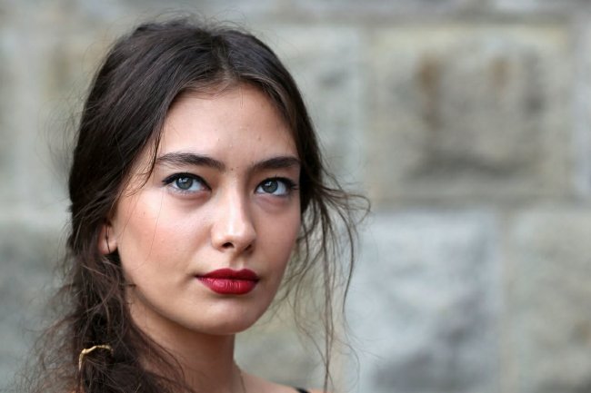 Neslihan Atagul otvoreno o povratku na ekrane: Intenzivan ritam trenutno nije za mene