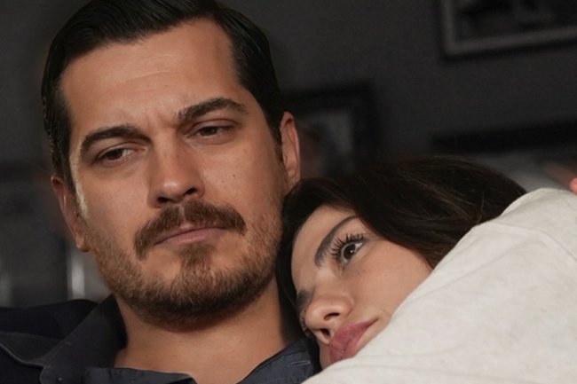 Demet Ozdemir o uspehu serije Esref Ruya | Ešrefov san