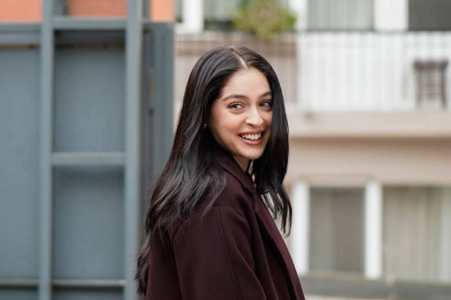 Cemre Baysel osvojila publiku u seriji Guller ve Gunahlar | Ruže i gresi: „Pronašla sam sebe u Zeynep“