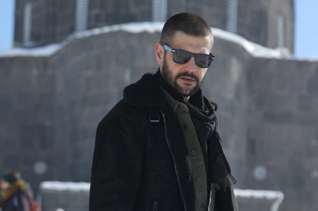 Veliaht | Prestolonaslednik – U seriju stiže Faroz