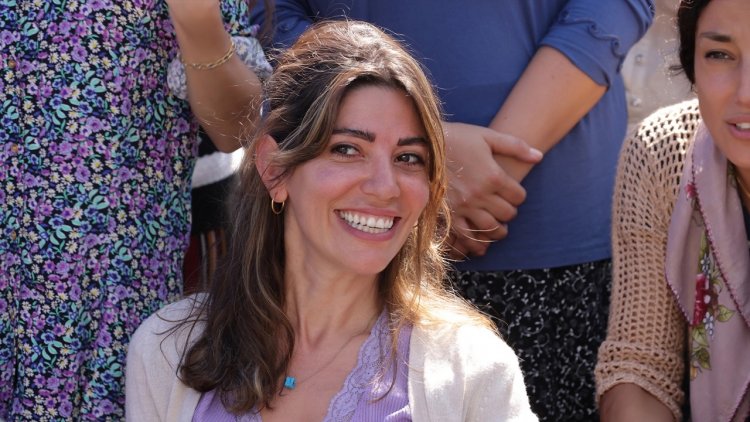 Ceren Moray u ulozi Meryem u seriji Uzak Sehir | Daleki grad