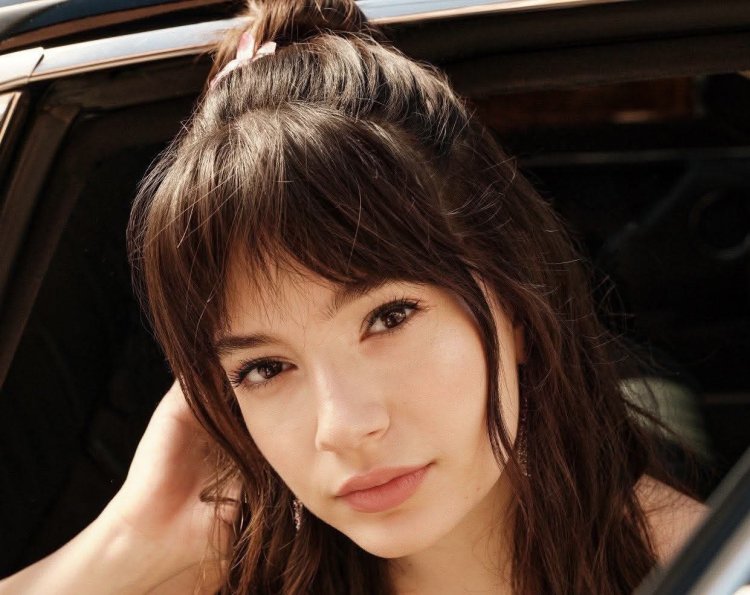 Mina Demirtas kao Dila u novoj seriji Delikanli – sudbina obeležena tajnama i ljubavlju