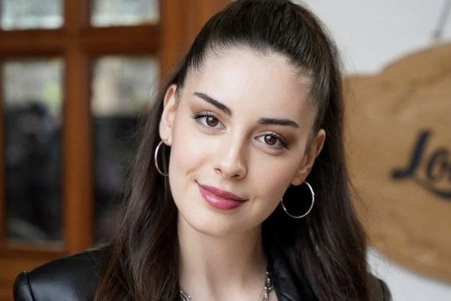 TEKTONSKE PROMENE U KIZILCIK SERBETI: Selin Turkmen definitivno odlazi – traži se nova Čimen!